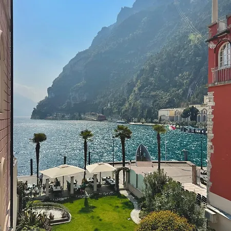 Queen Of The Apartment Riva del Garda